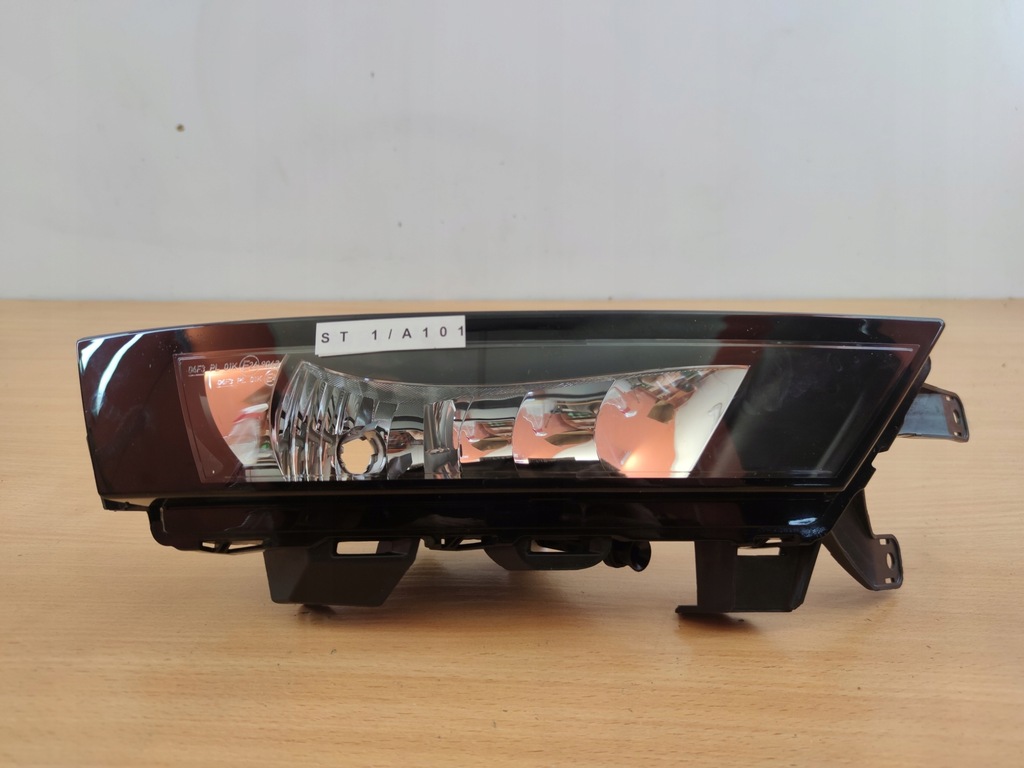 фото №1, Skoda rapid po рестайлінг правий протитуманна фара 5ja941700d 5ja