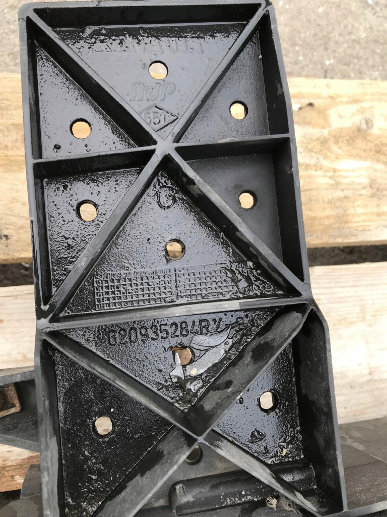 фото №7, Twingo iii зона деформации правая левая комплект