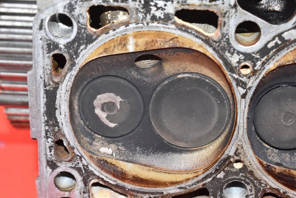 фото №11, Головка двигателя 037103373ad vw new beetle 2.0 8v 116 km 98-05