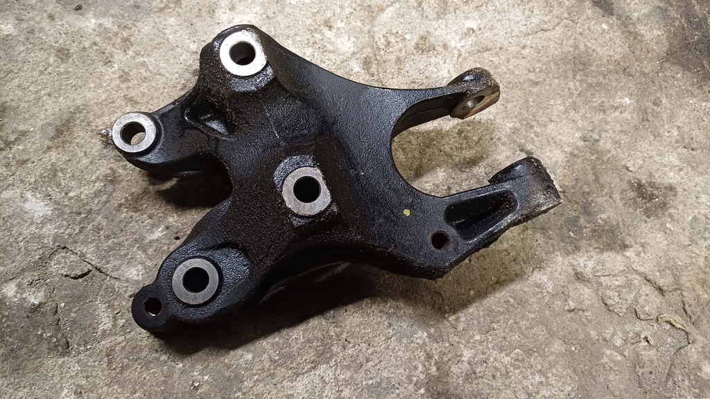 фото №3, Mini cooper r56 1.6 b кронштейн двигателя 6780439