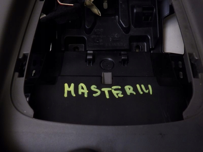 фото №2, Дисплей полка навигация renault master iii