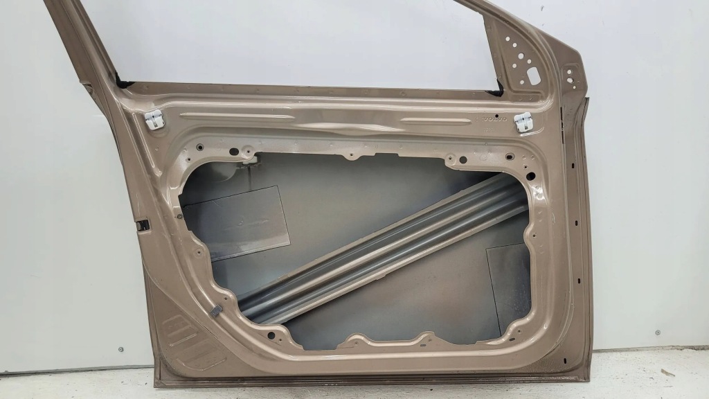 Volvo v40 12+ дверь перед передние левая fv Доставка