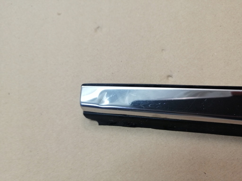 фото №4, Молдинг хром правый задняя 833306296r captur ii