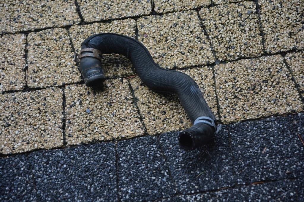 фото №1, Wąż трубка wody audi s8 a8 d4 4h 4h0121447s