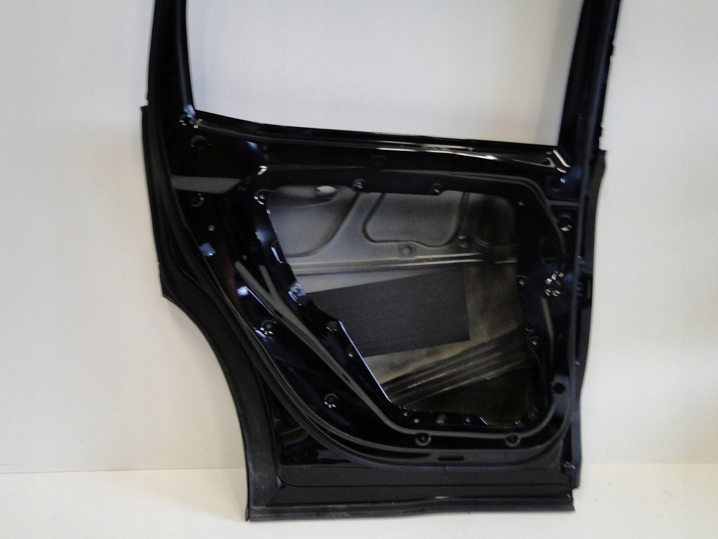 фото №14, Mercedes glb x247 247 двері задні ліва задня лівий 696