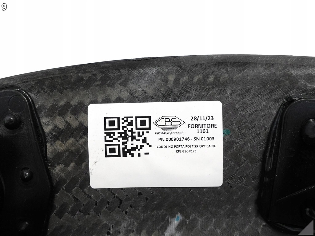 фото №10, Ferrari purosangue f175 23- карбон молдинг na дверь левая задняя 000901746