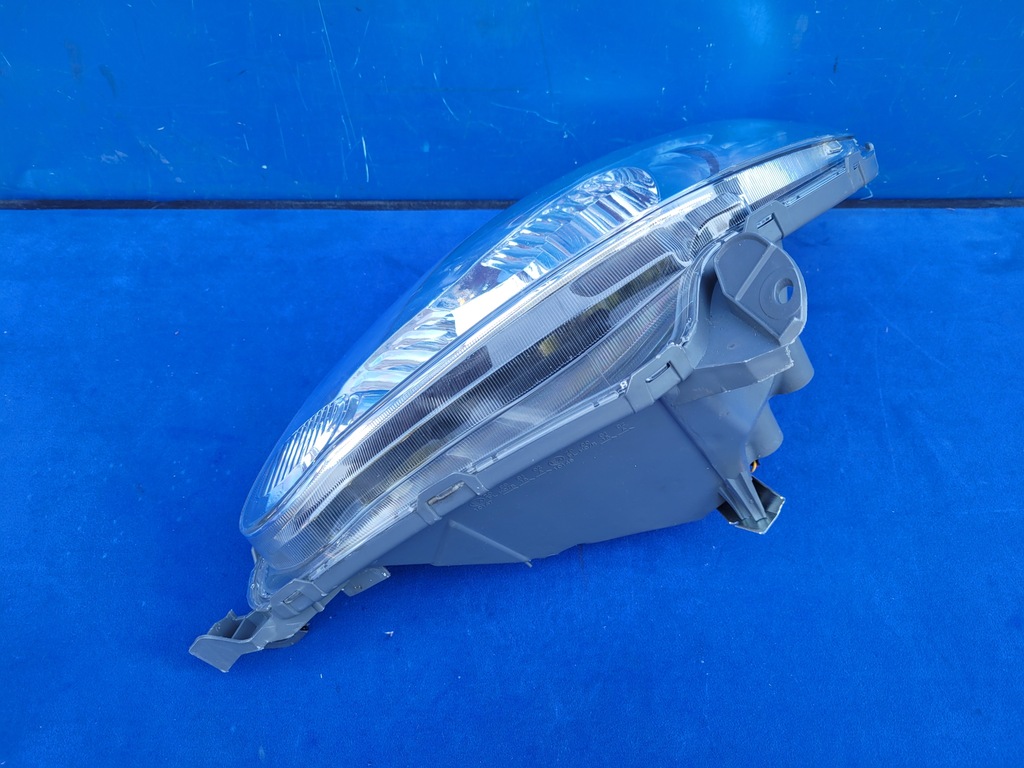 фото №11, Toyota yaris verso lift 02-05 2002-2005 фара лампа левая