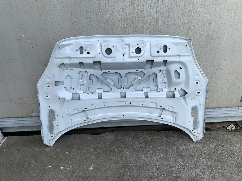 фото №6, Jaguar e-pace капот