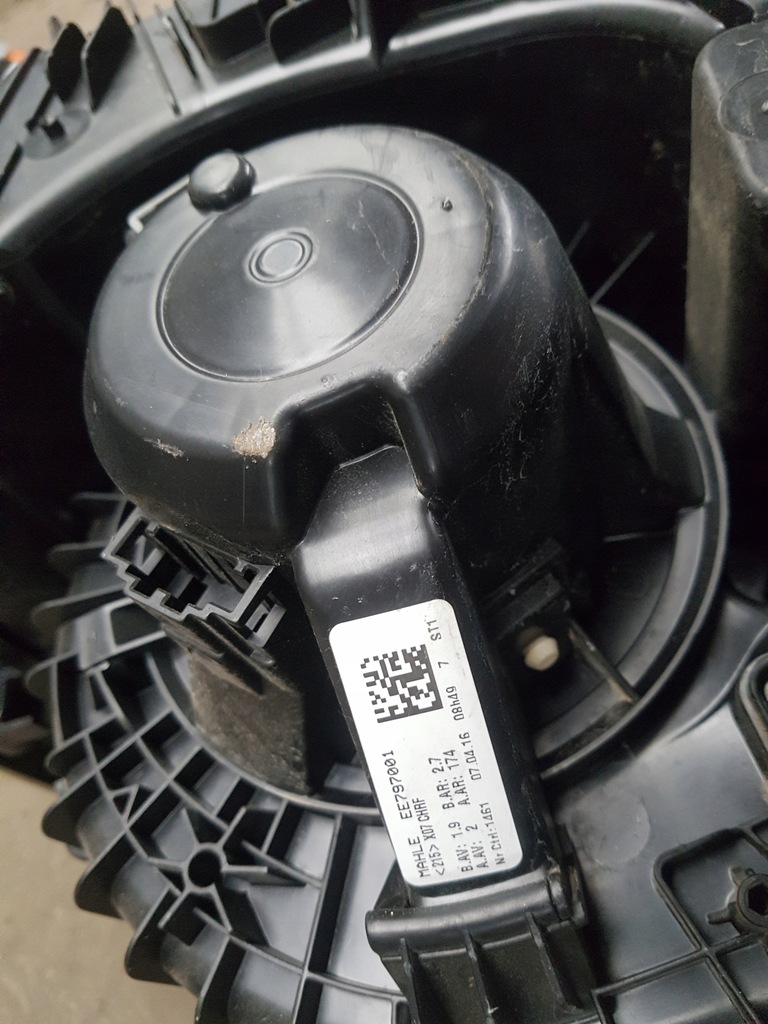 фото №11, Renault twingo iii 15- отопитель кондиционер