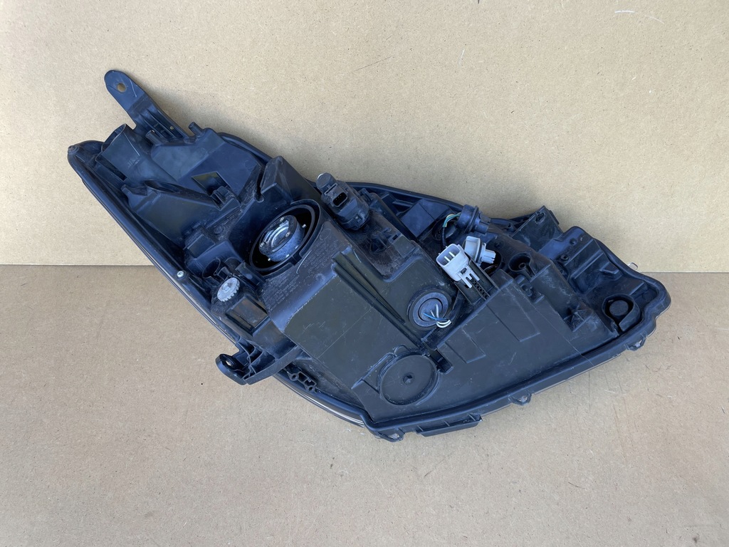 фото №6, Лампа левый перед toyota yaris iii lift