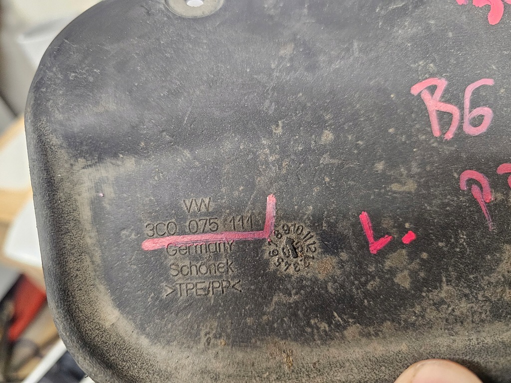 фото №9, Volkswagen passat b6 брызговик левый передний перед 3c0075111