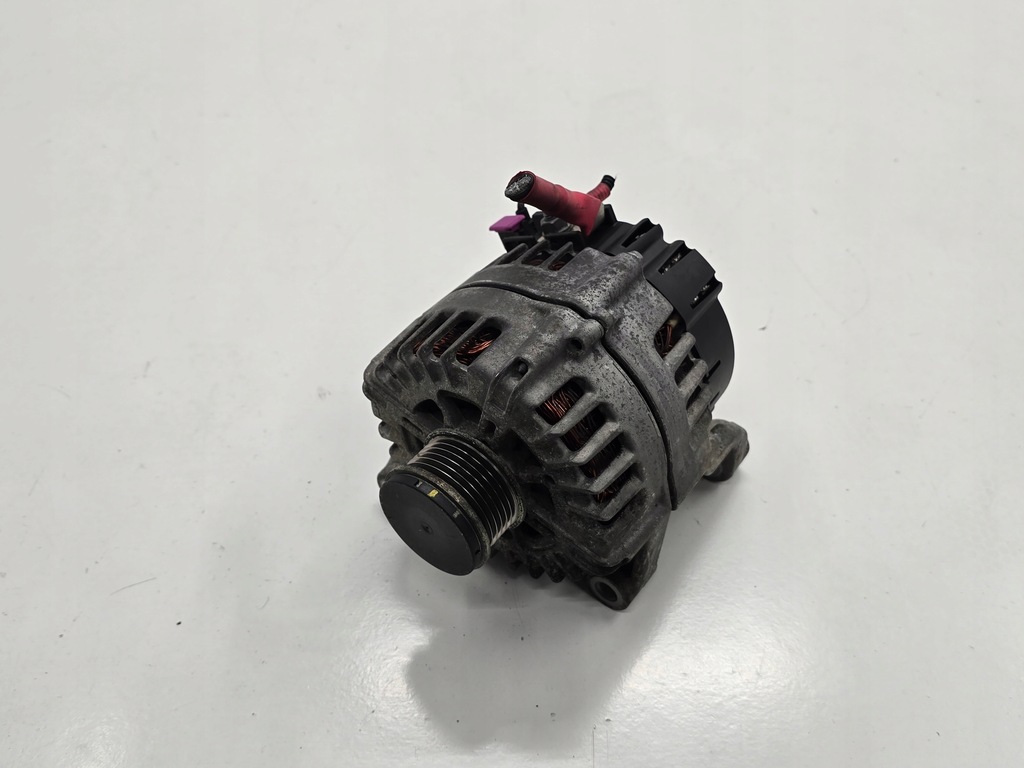 фото №1, Bmw 3 f30 f31 генератор 2.0d 8519890