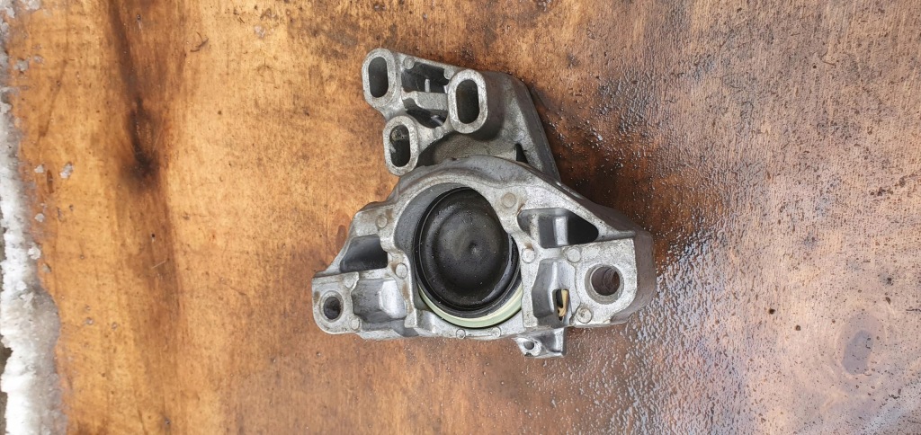 Купить Кронштейн podyuszka двигателя mercedes w176 anac46000df