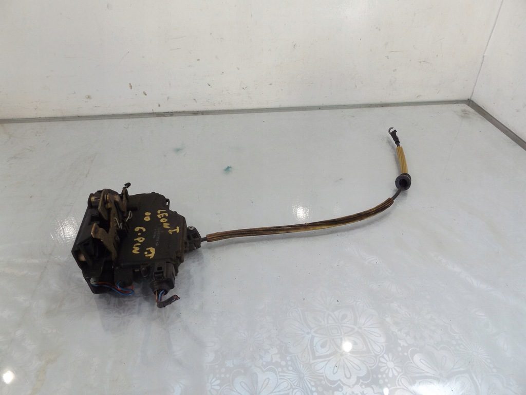 фото №1, Leon i замок правый задняя 6pin