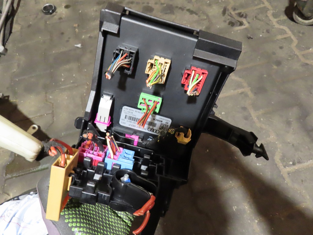 фото №1, Audi a4 b8 модуль комфорта 8k0907063p