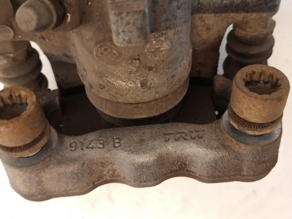 фото №6, Seat arona супорт гальмівний лівий задня 2q0615123a