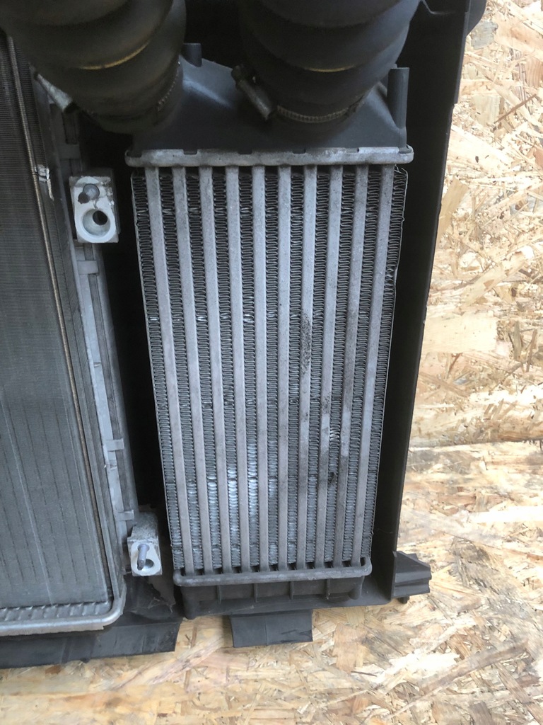 фото №12, Pas передній радіатор citroen c4 ii 1.6d