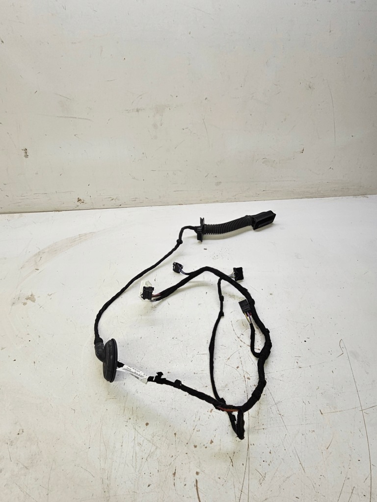 фото №1, Жгут дверь правый задняя audi q3 f3 83a971688k