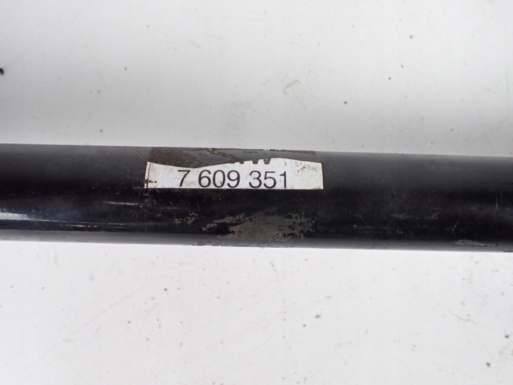 Привідний вал привідна лівий задній bmw 3 f30 7609351 в Україні