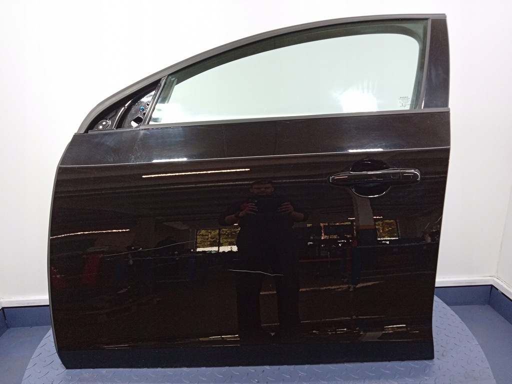 фото №1, Volvo s60 ii дверь перед левая 717 onyx black