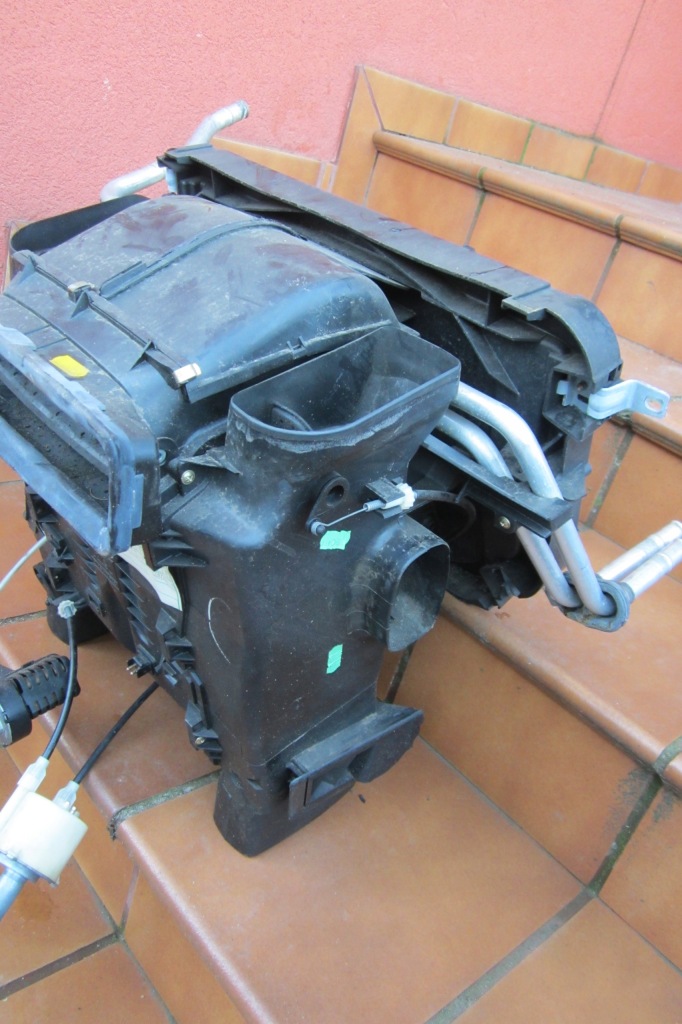 фото №6, Mercedes w124 e sedan coupe kombi корпус отопителя отопитель valeo