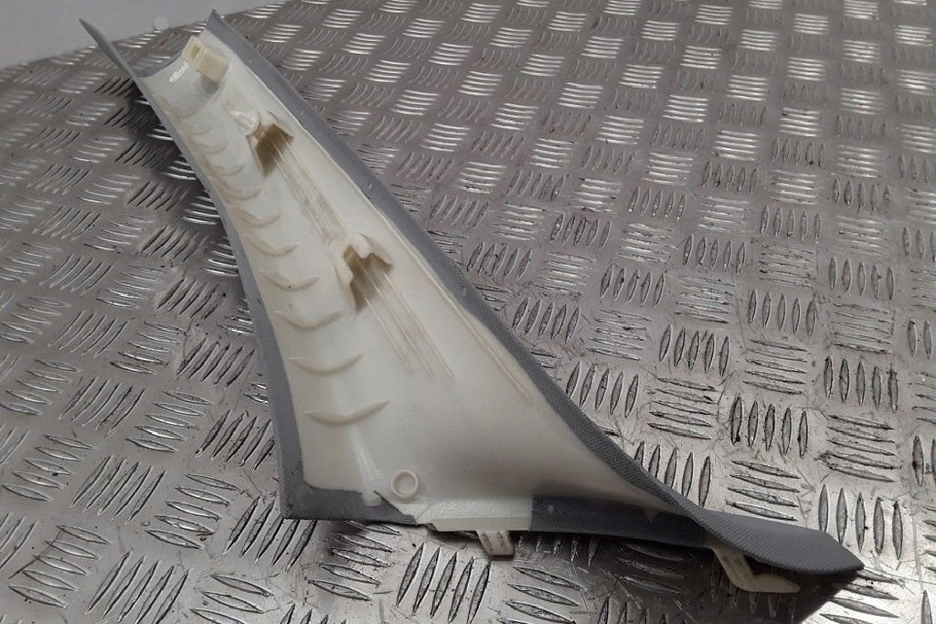 фото №8, Передня права захист стійка bmw 1 coupe e82 11242010 3.0l бензиновий 225kw