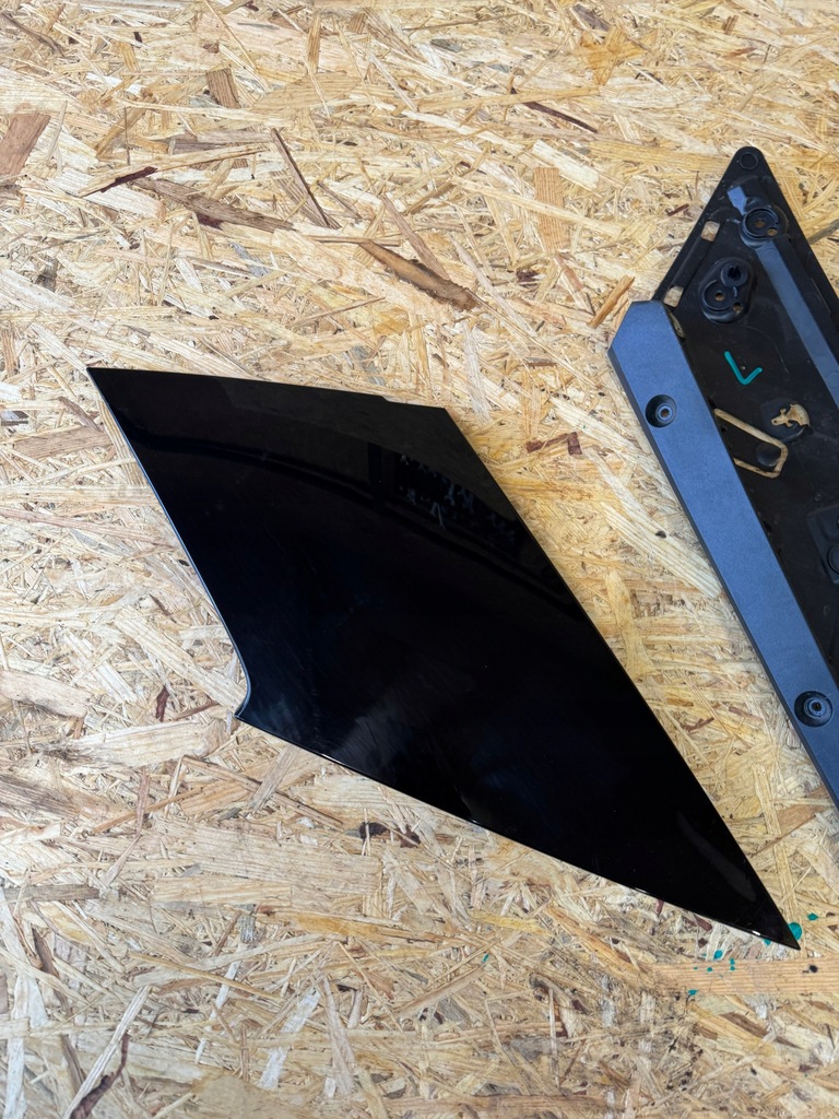 фото №1, Защита стойка левый задняя renault megane iv kombi 960336496r