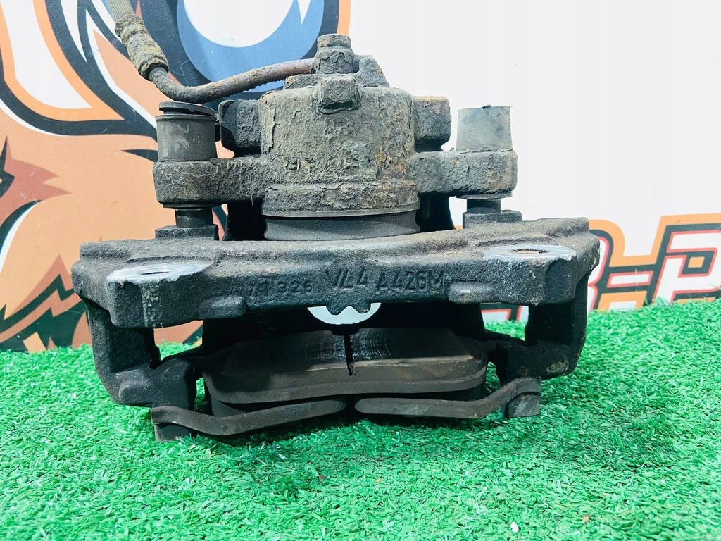 фото №16, Суппорт тормозной правый перед velar gx73-2b294-ba