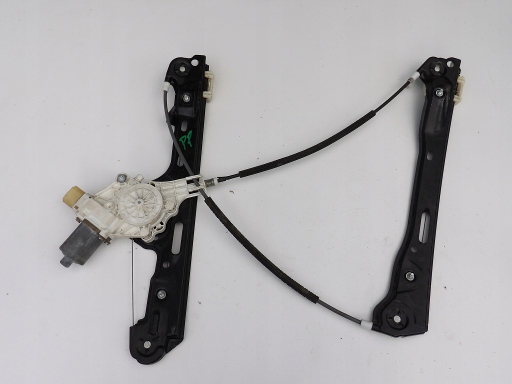 фото №1, Bmw 1 e87 подъемник стекло правый перед