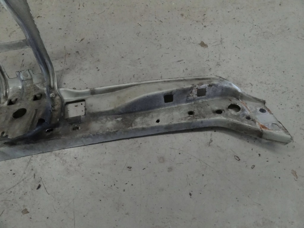 фото №2, Renault thalia ii 2011 pas передний усилитель передние