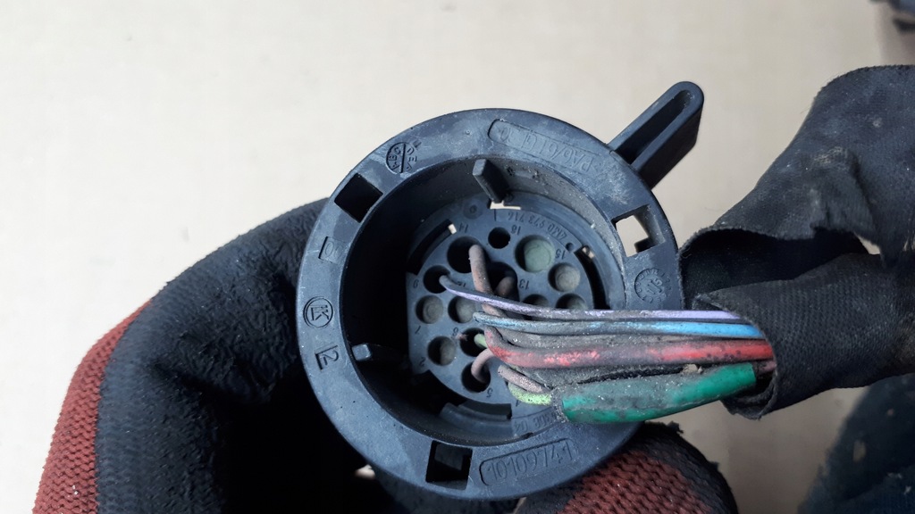 фото №7, A4 b9 8w штекер колодка коробки 4m0973716 a5 q7 q5