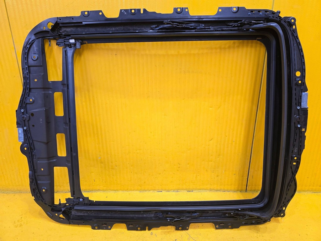 фото №1, Audi e-tron q8 каркас люк 4k4877041