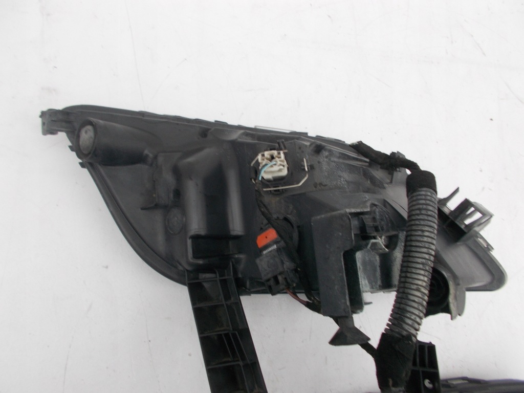 фото №13, Протитуманна фара протитуманні фари лівий правий перед opel astra j iv 13293619 13293618