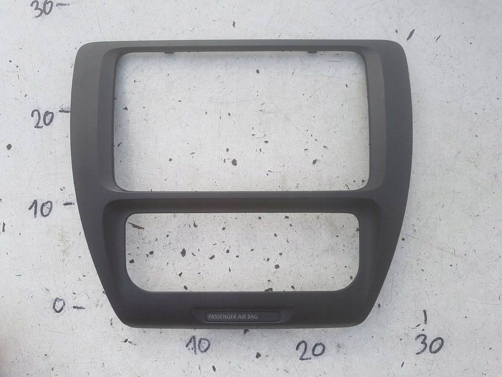 фото №1, Vw jetta vi 5c 10-14r рамка радио