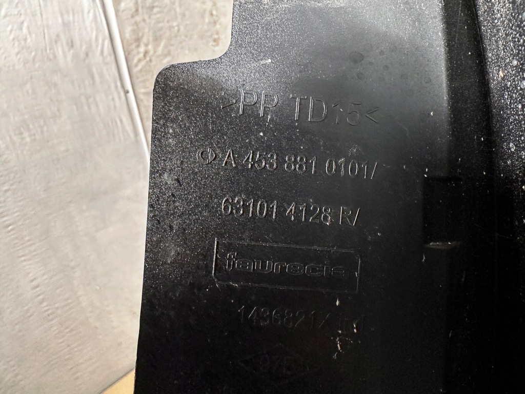 фото №11, Smart fortwo 453 крыло левый перед передний