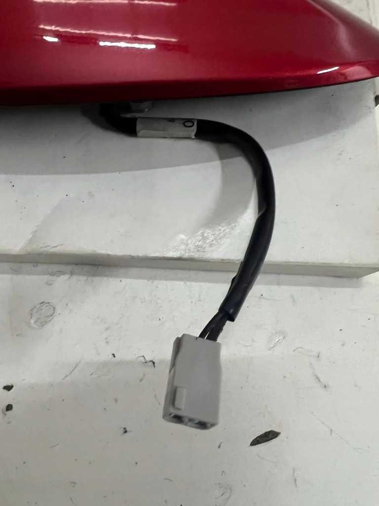 фото №7, Mazda 3 iii bm lift 13-18 антенна кровельная плавник rekin