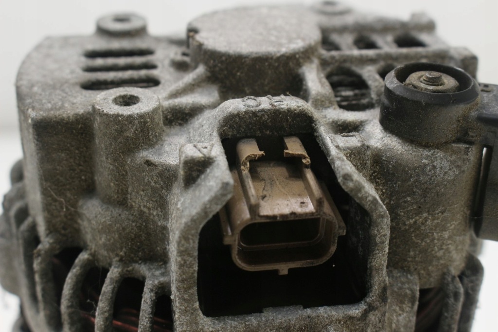 Генератор 2s6t-10300-db fiesta mk6 1.4 16v benz Доставка