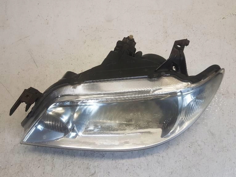 фото №4, Лампа левая передняя перед mazda 323f