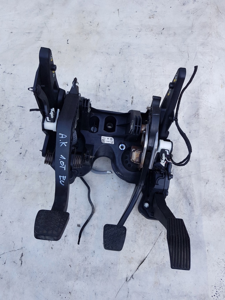 фото №1, Педали opel astra k 1.0 t