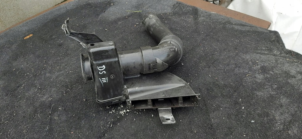 фото №1, Резонатор впуск воздуха труба citroen ds3 9683181180