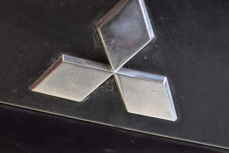 фото №9, Крышка багажника багажника задняя задняя спойлер спойлер 46g mitsubishi lancer 7 vii sedan