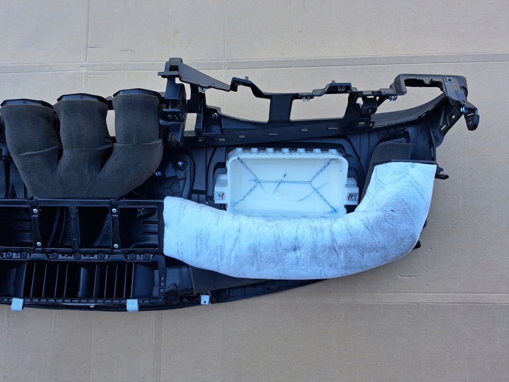 Купить Приборная панель панель  приборная панель hud head up kia stinger 84710-j5300 оригинал