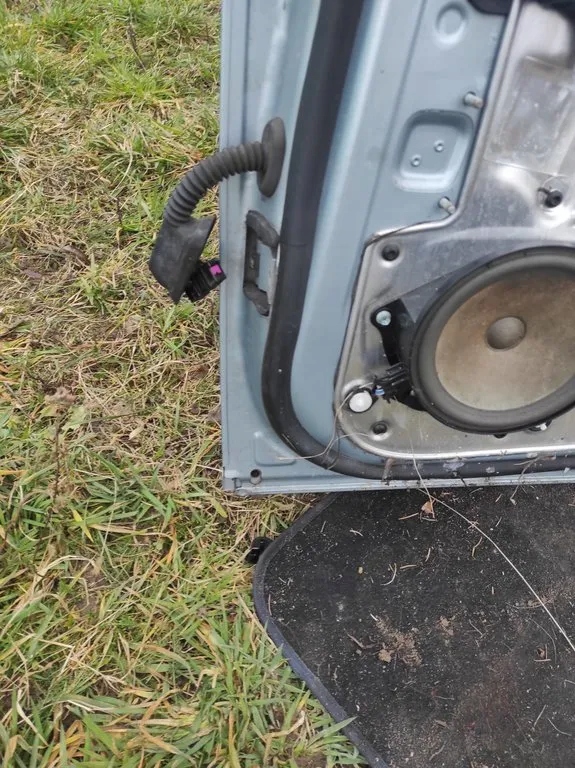 фото №8, Audi a2 2003 задня сторона права двері