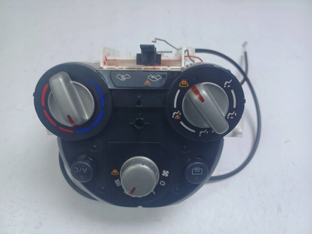 Купити Панель кондиціонера nissan note e12 275133vu9e