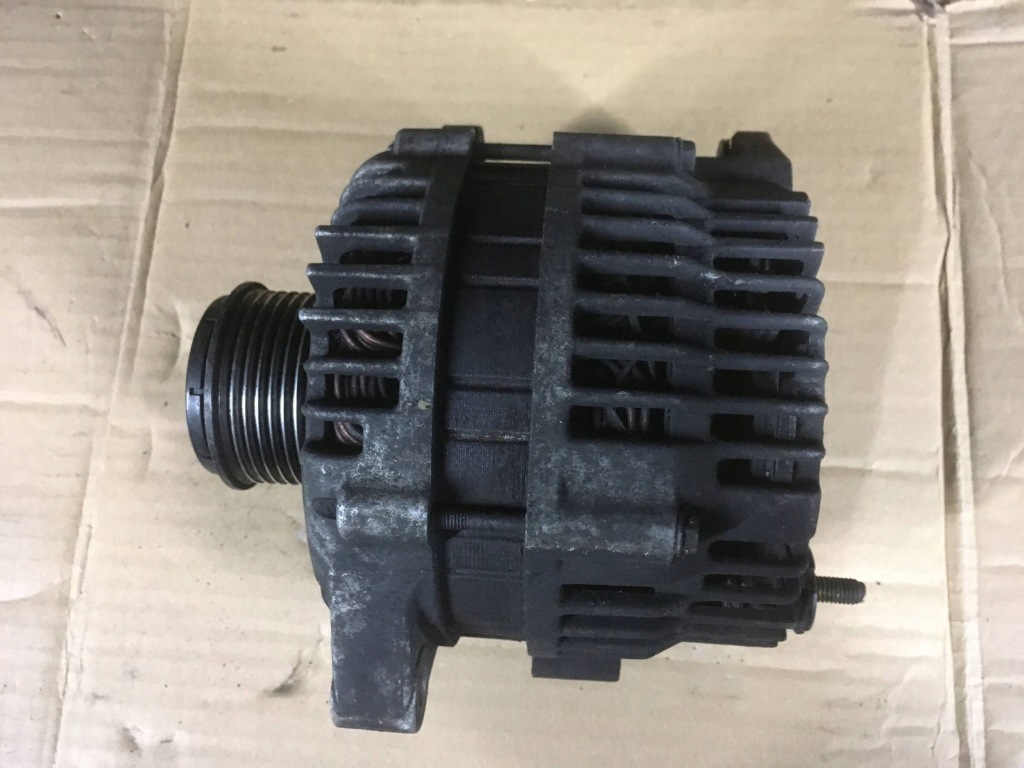 Купить Генератор renault mascot