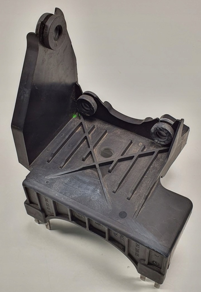 фото №1, Кронштейн кронштейн насоса abs mercedes w176 w246