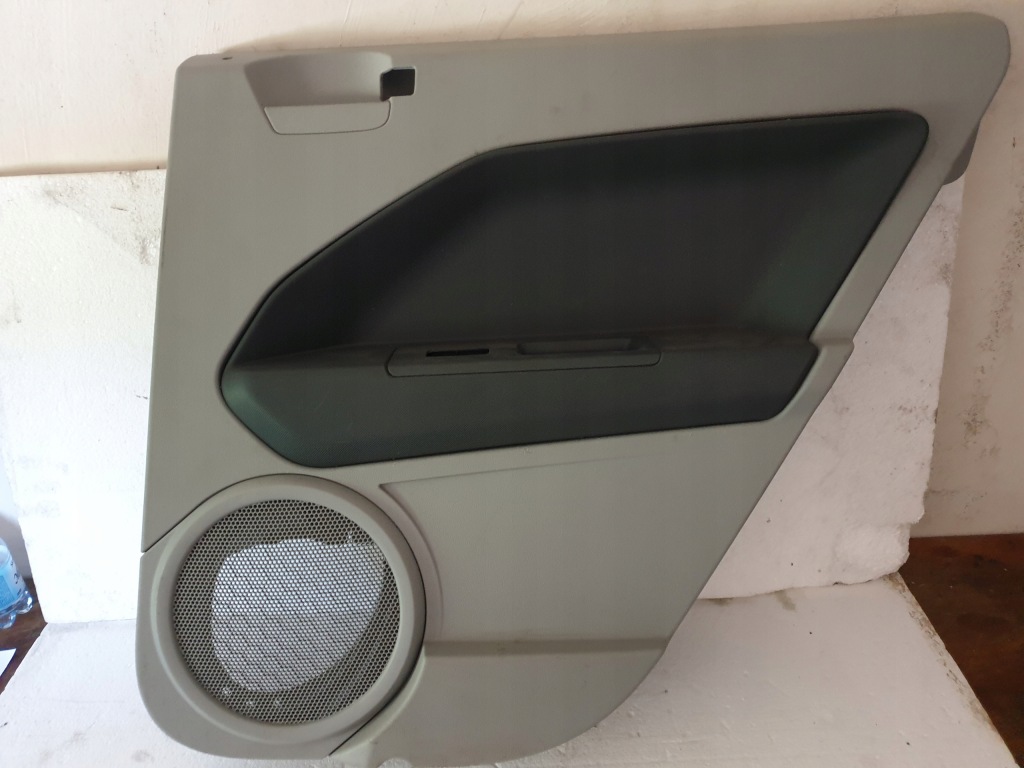 фото №1, Обшивка обивка дверь правый задняя dodge caliber