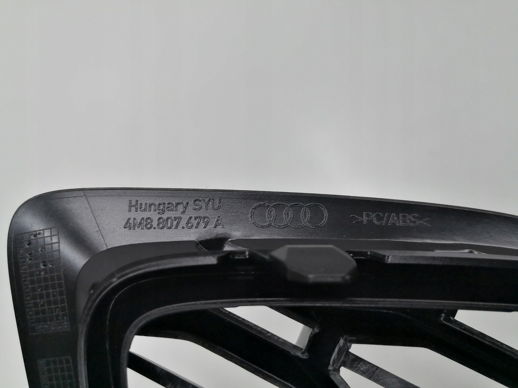 фото №12, Решётка бампера audi rsq8 q8 4m8 l+p