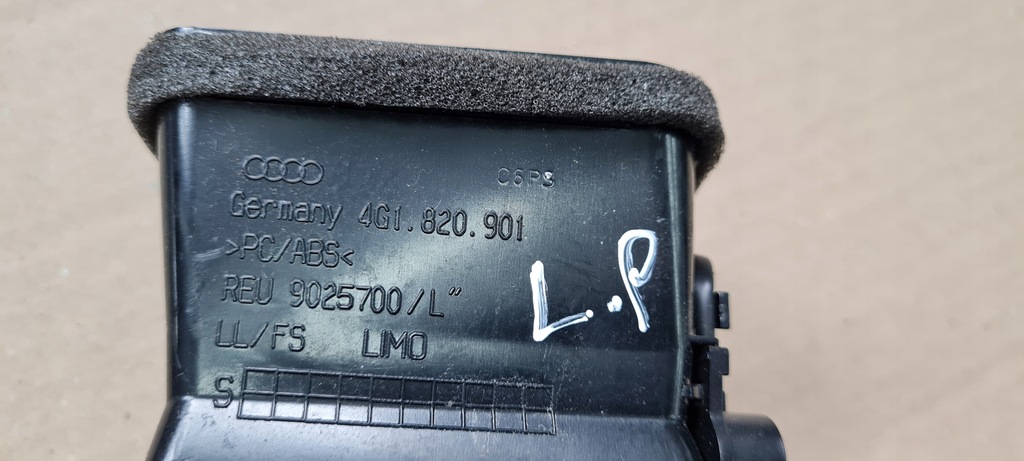 фото №6, S7 4g a7 решітка обдув ліва консолі 4g1820901 a6 c7 4g