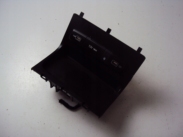 фото №1, Зарядний пристрій qi usb hyundai tucson iv 2020-